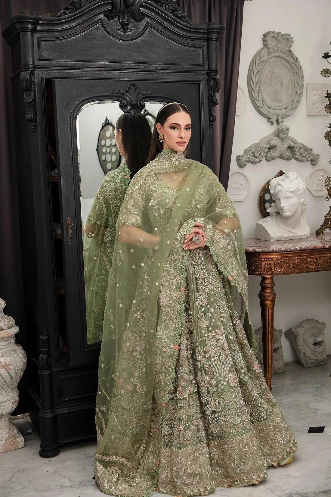 AJR Couture | Alif Luxury Wedding Formals 23 | Hazel - House Of Hania