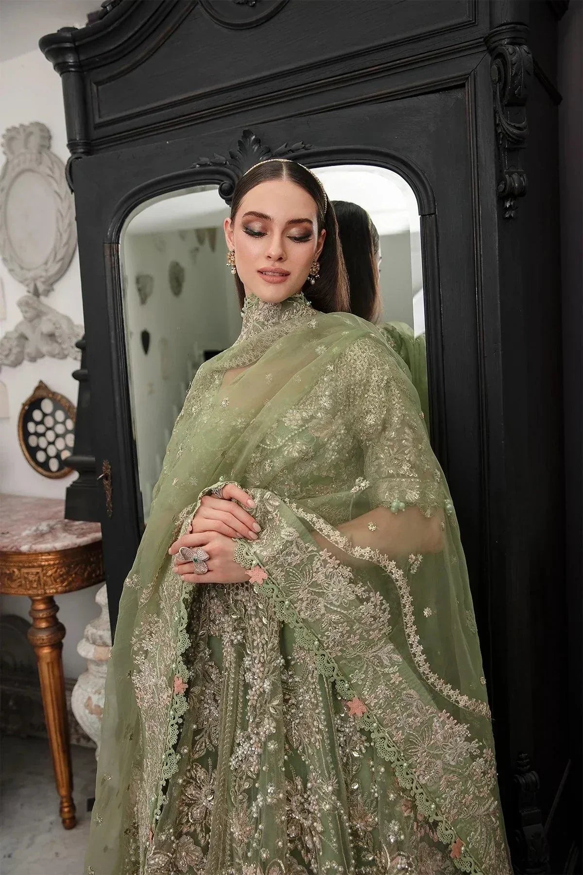 AJR Couture | Alif Luxury Wedding Formals 23 | Hazel - House Of Hania