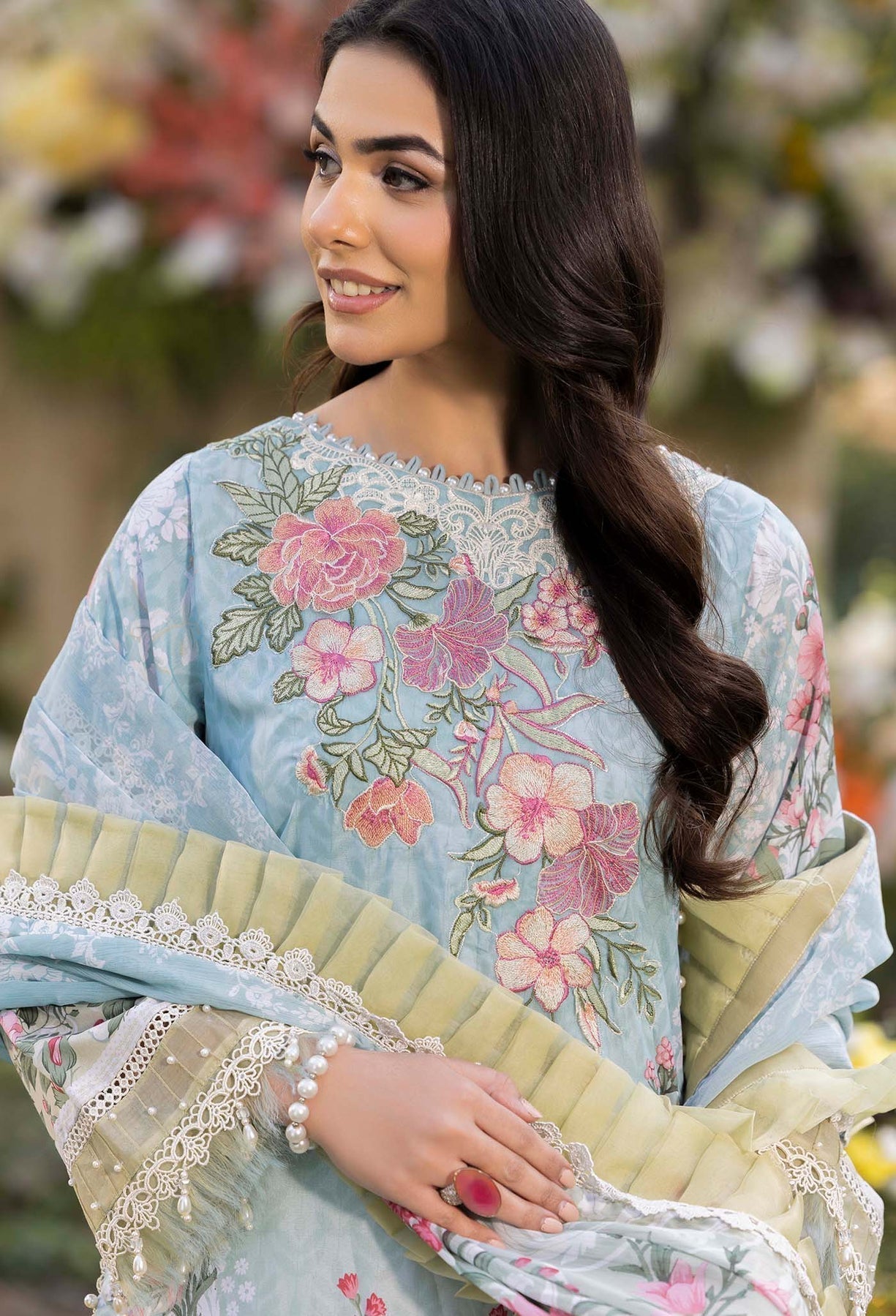 Adans Libas | Morzine Lawn 25 | MORZINE 07006 - House Of Hania