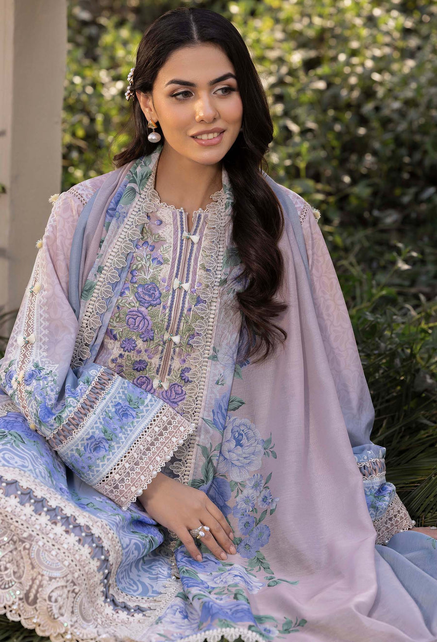 Adans Libas | Morzine Lawn 25 | MORZINE 07009 - House Of Hania