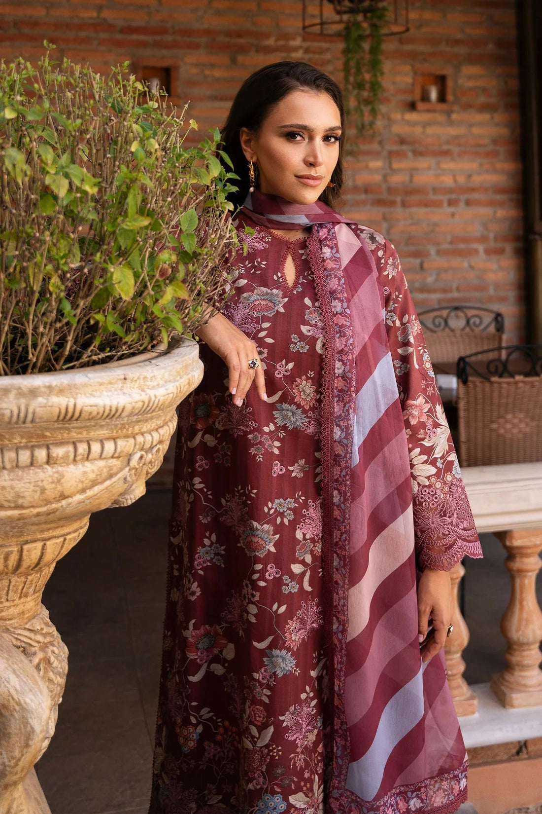 Afrozeh | Damask The Holiday Edit '25 - Lawn| Azara B - House Of Hania