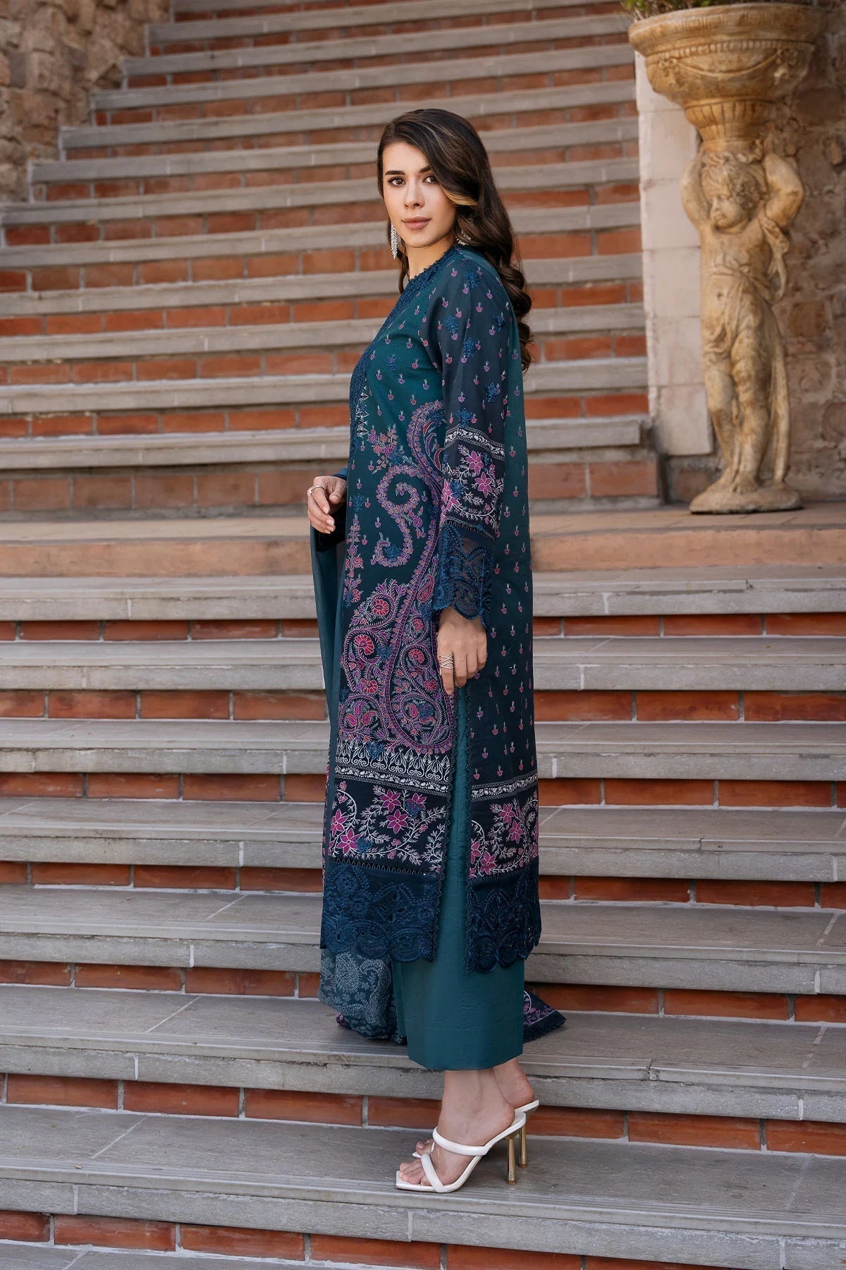 Afrozeh | Damask The Holiday Edit '25 - Lawn | Azrina B - House Of Hania