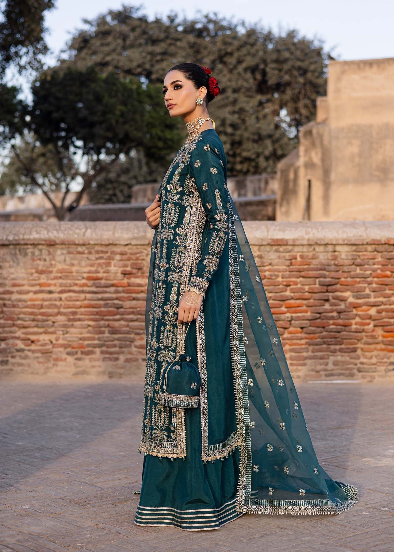 Akbar Aslam | Dastaan Luxury Formals | Nazgul - House Of Hania