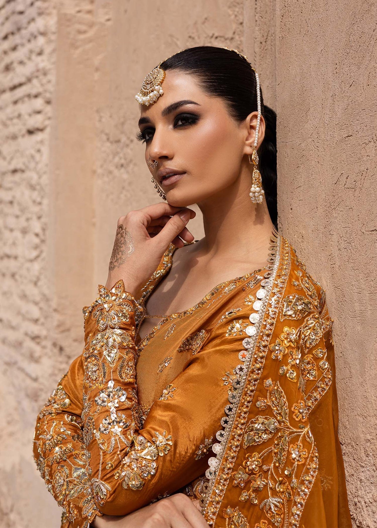 Akbar Aslam | Dastaan Luxury Formals | Zarmisha - House Of Hania