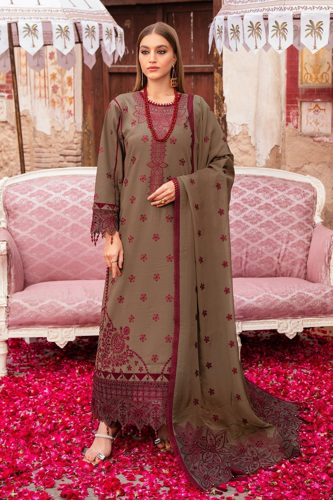 Alizeh | Rawayat Luxury Lawn 24 | Zeenat - House Of Hania