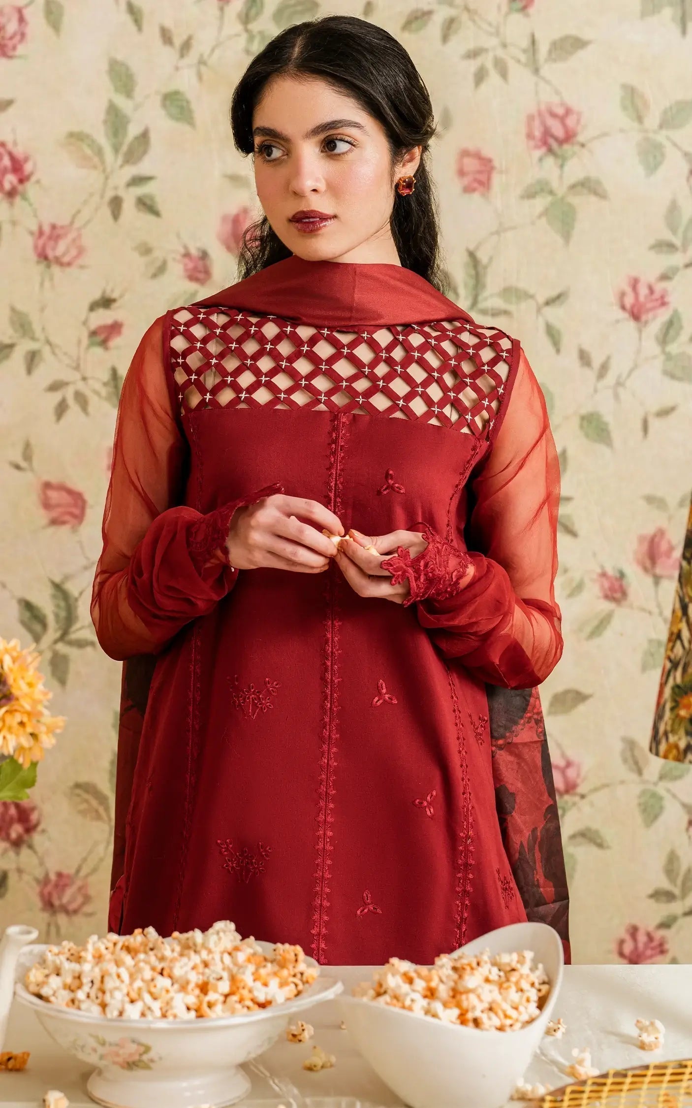 Asifa and Nabeel | Meraki Vintage 25 | Gulaal (MVL25-20) - House Of Hania