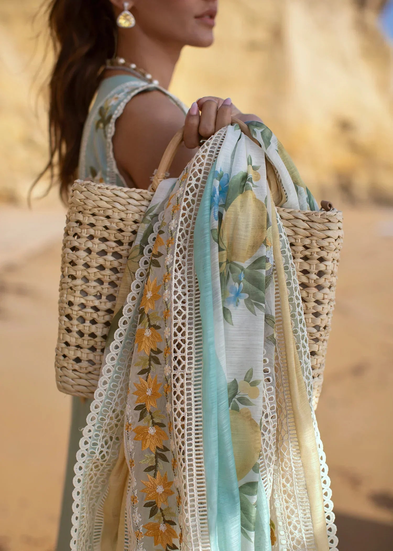 CRIMSON | LUXURY LAWN 2022 – UNSTITCHED – CRIMSON -Sicilian Summer – 2A – Aqua - House Of Hania