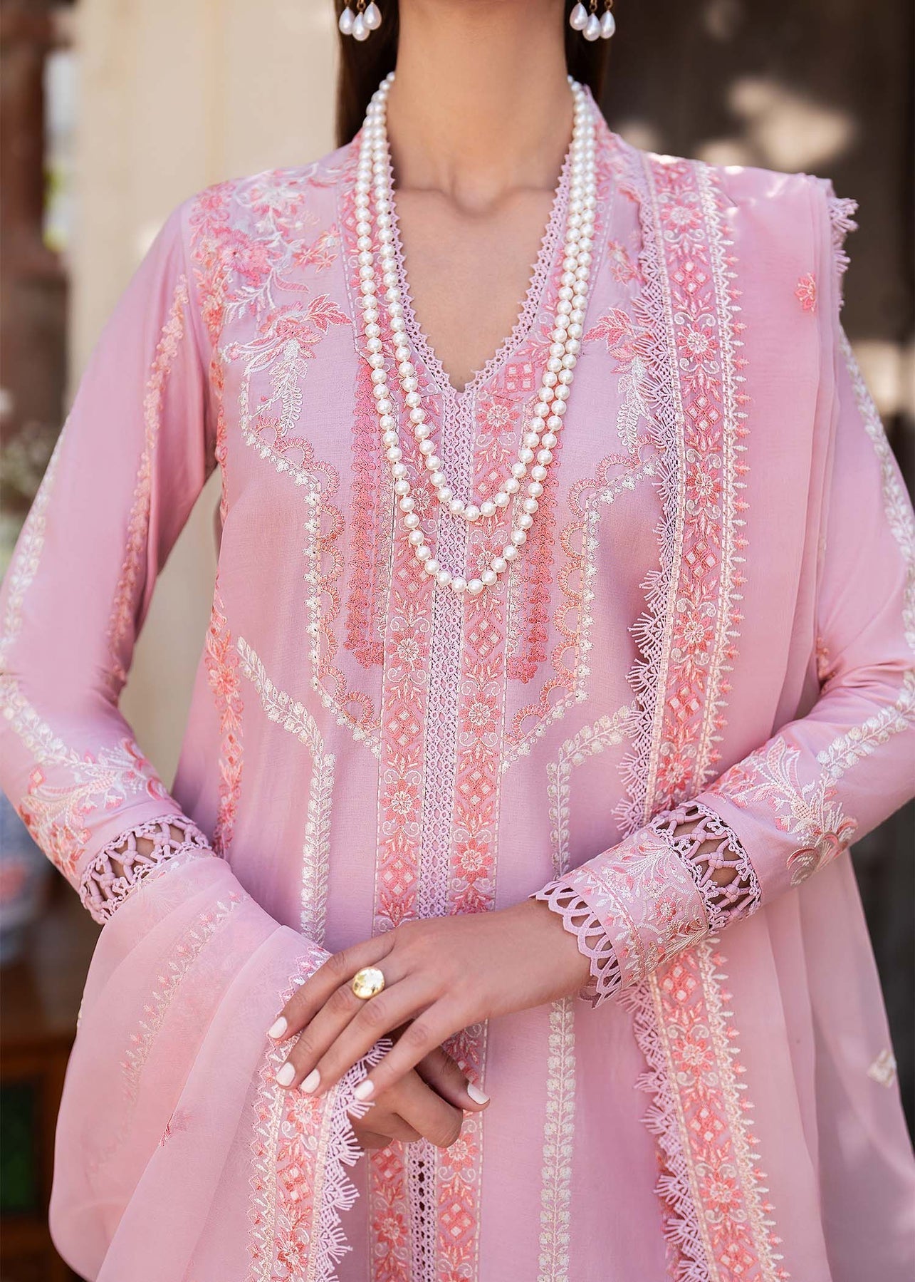 Akbar Aslam | Pret Lawn | MYSTERE