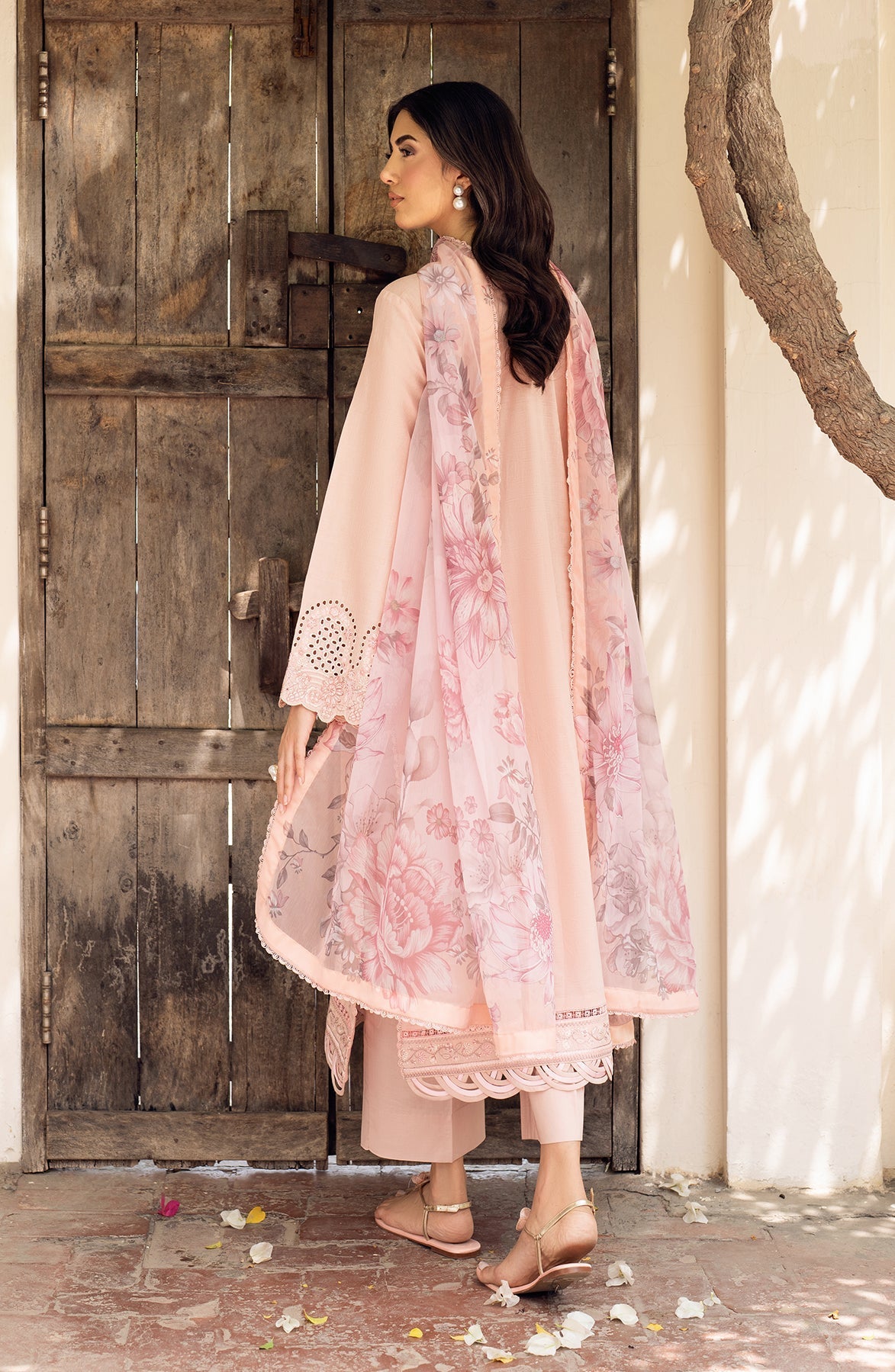 Zarif | Nura Textured Lawn 25 | VIYANA