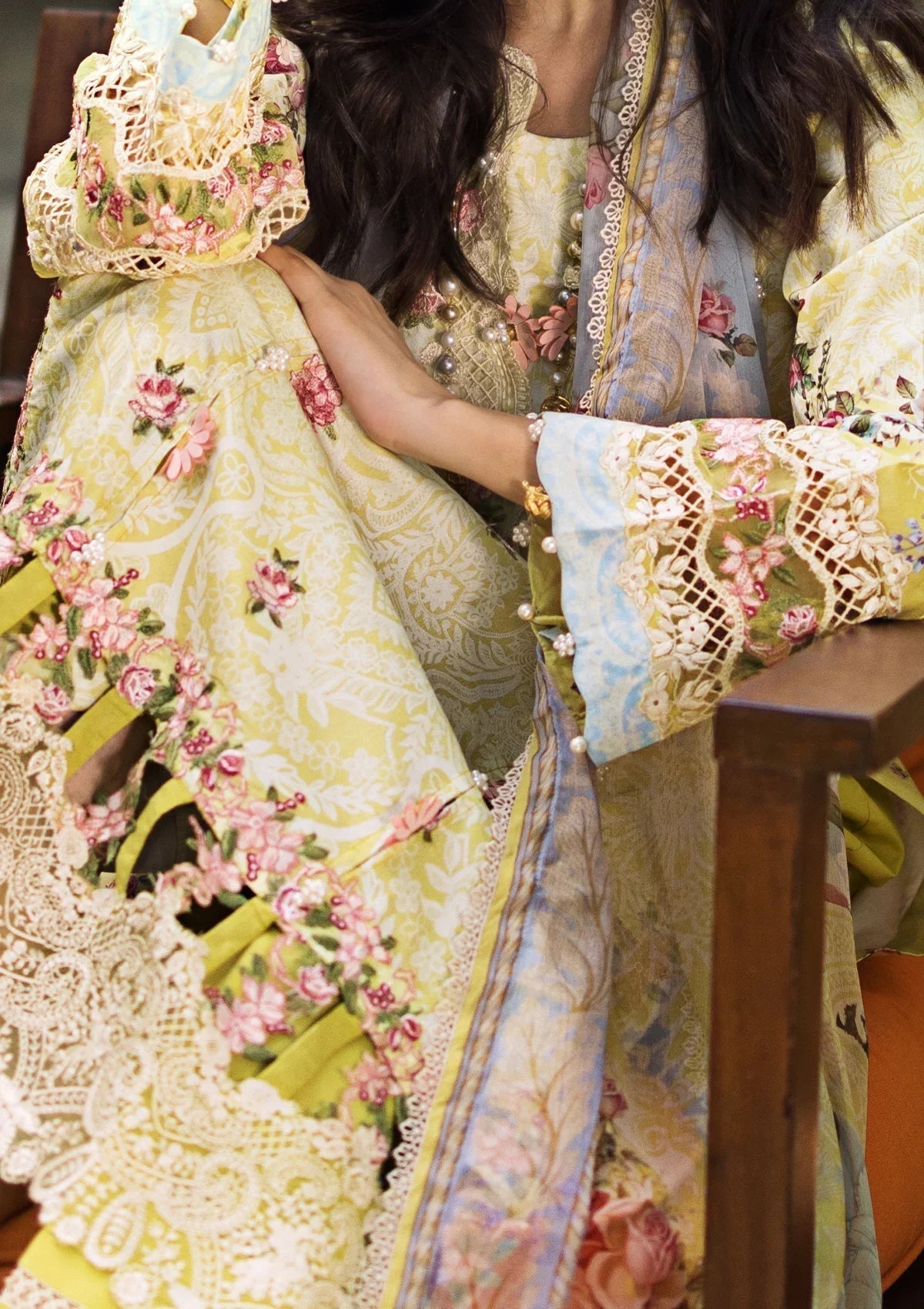 ELAF Signature Embroidered Lawn  3Pc Suit ESL-02A PIXIE DUST - House Of Hania