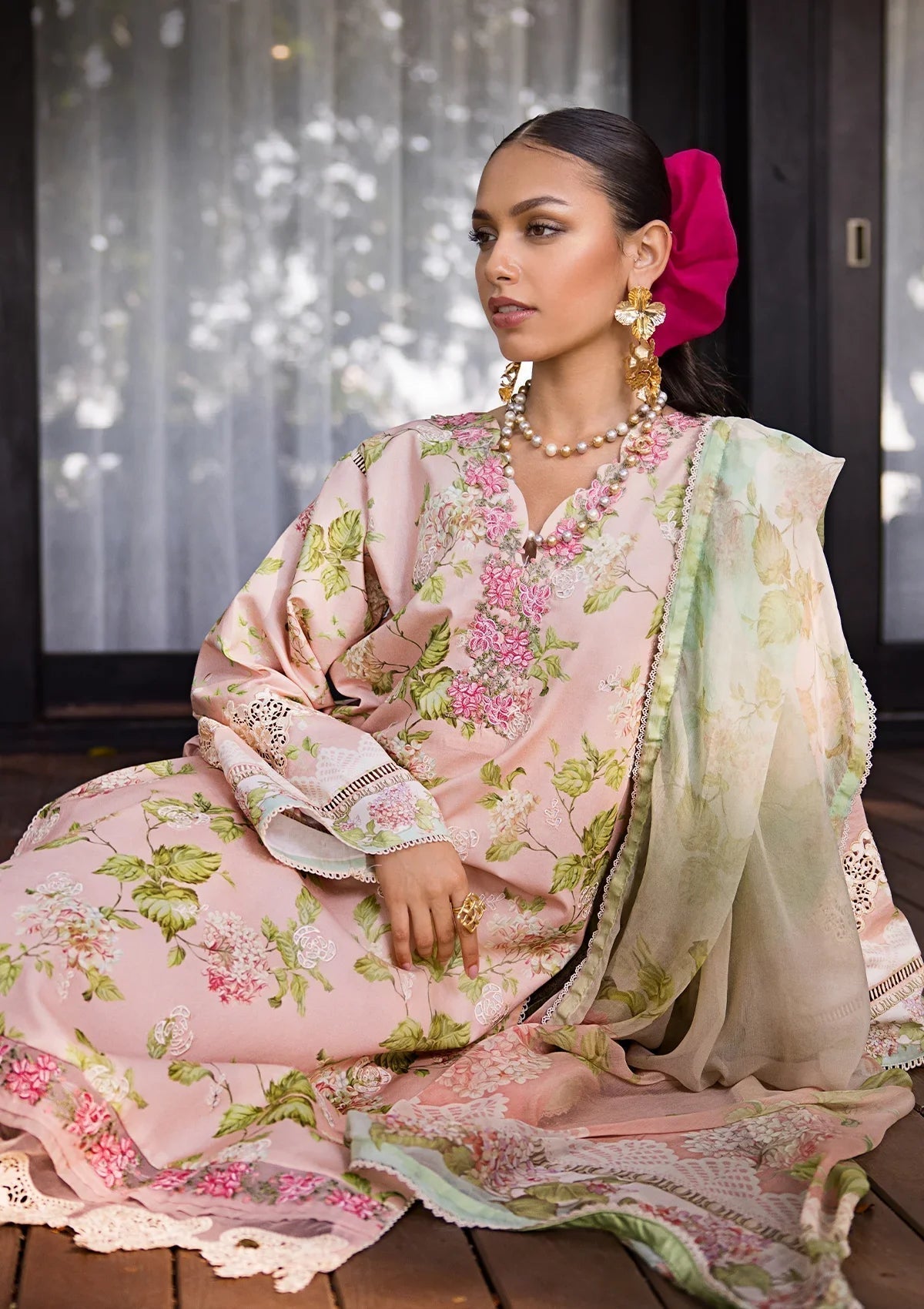 ELAF Signature Embroidered Lawn 3Pc Suit ESL-05B DELIGHT DRAPE - House Of Hania