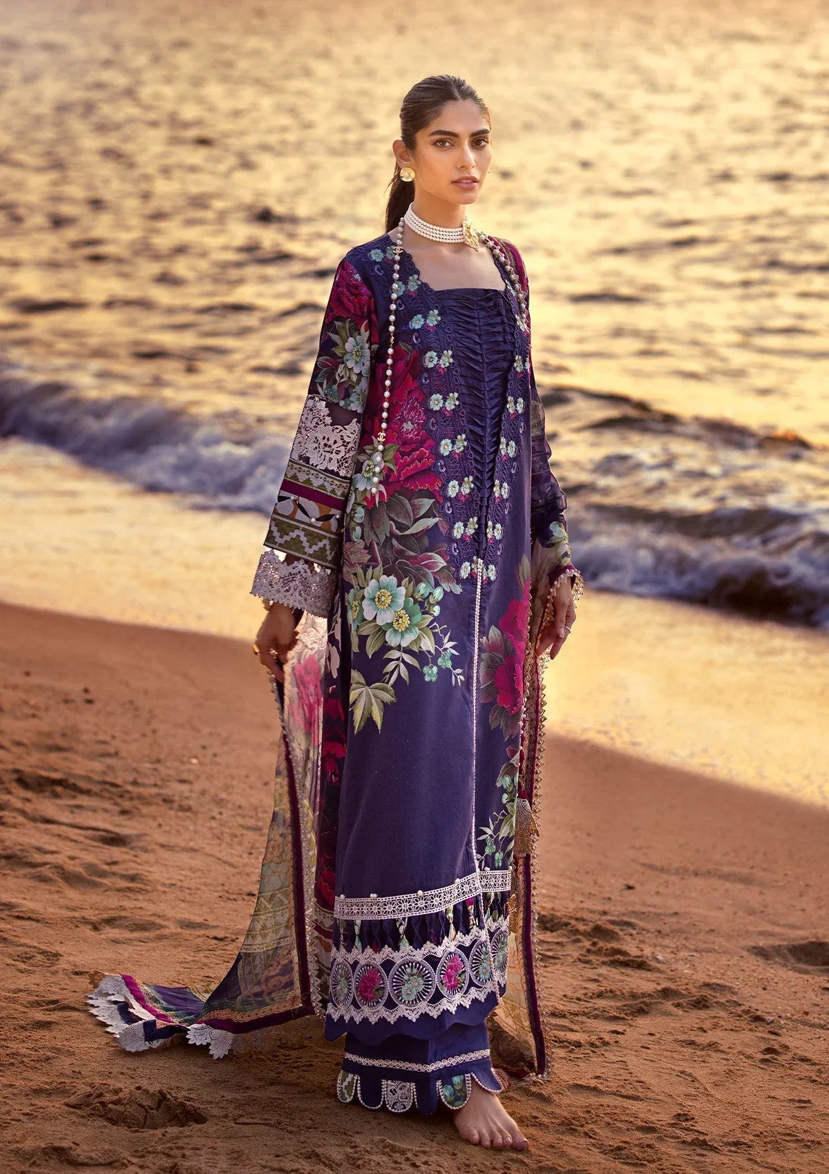 ELAF Signature Embroidered Lawn 3Pc Suit ESL-08A SINCLAIR - House Of Hania