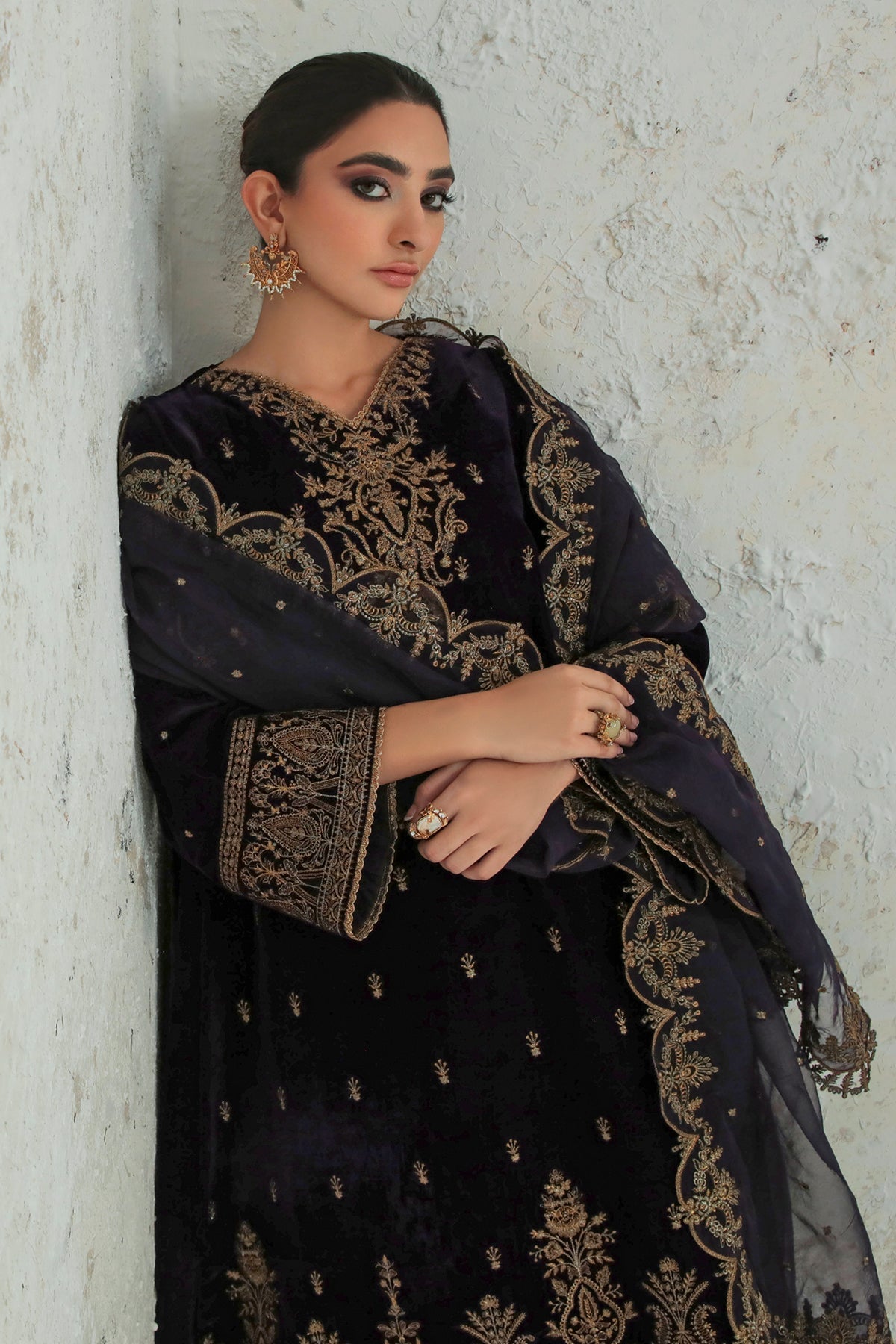 EMBROIDERED VELVET UF-239 - House Of Hania