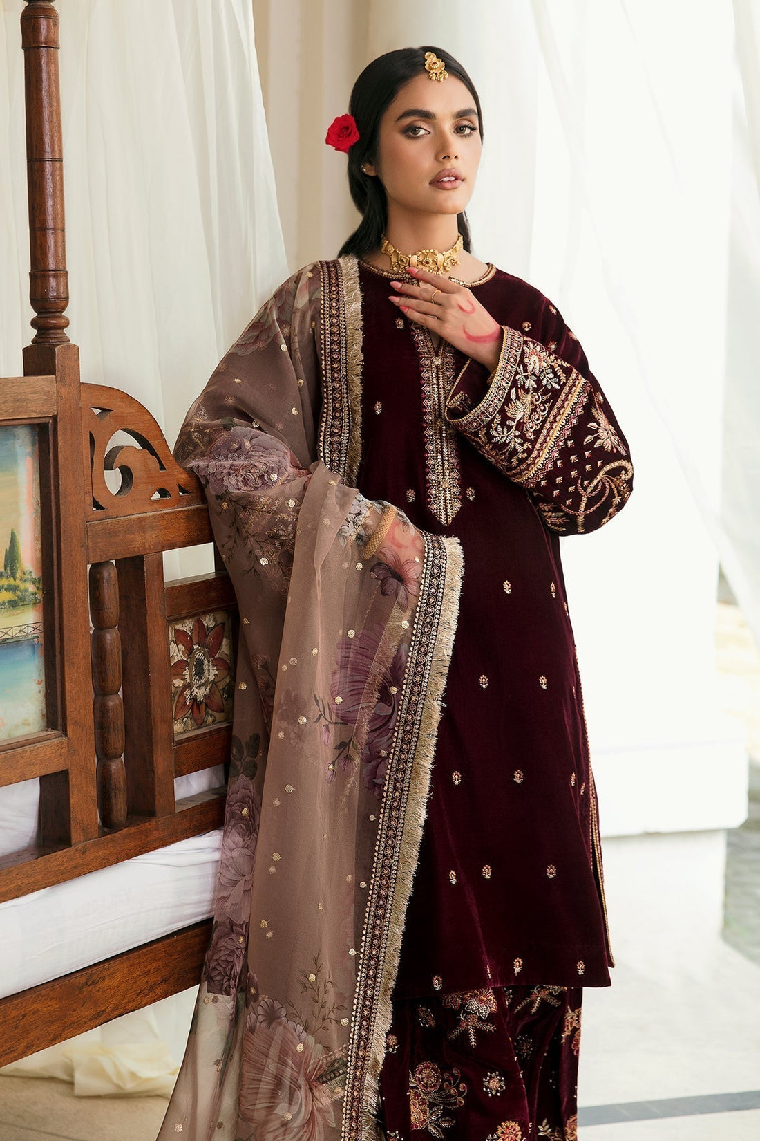 EMBROIDERED VELVET UF-250 - House Of Hania