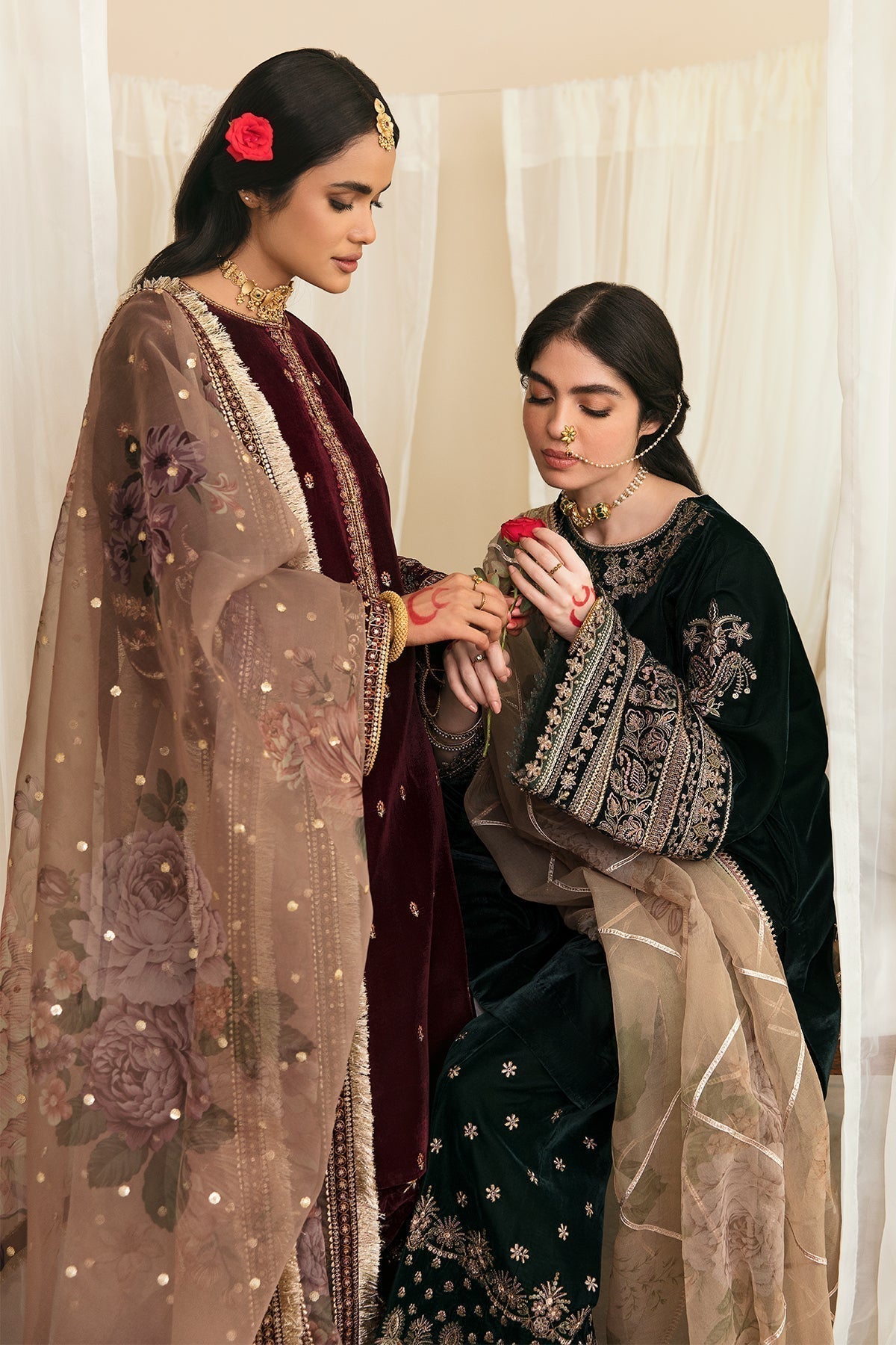 EMBROIDERED VELVET UF-250 - House Of Hania