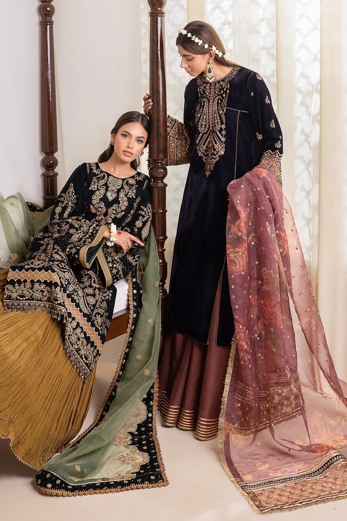 EMBROIDERED VELVET UF-424 - House Of Hania