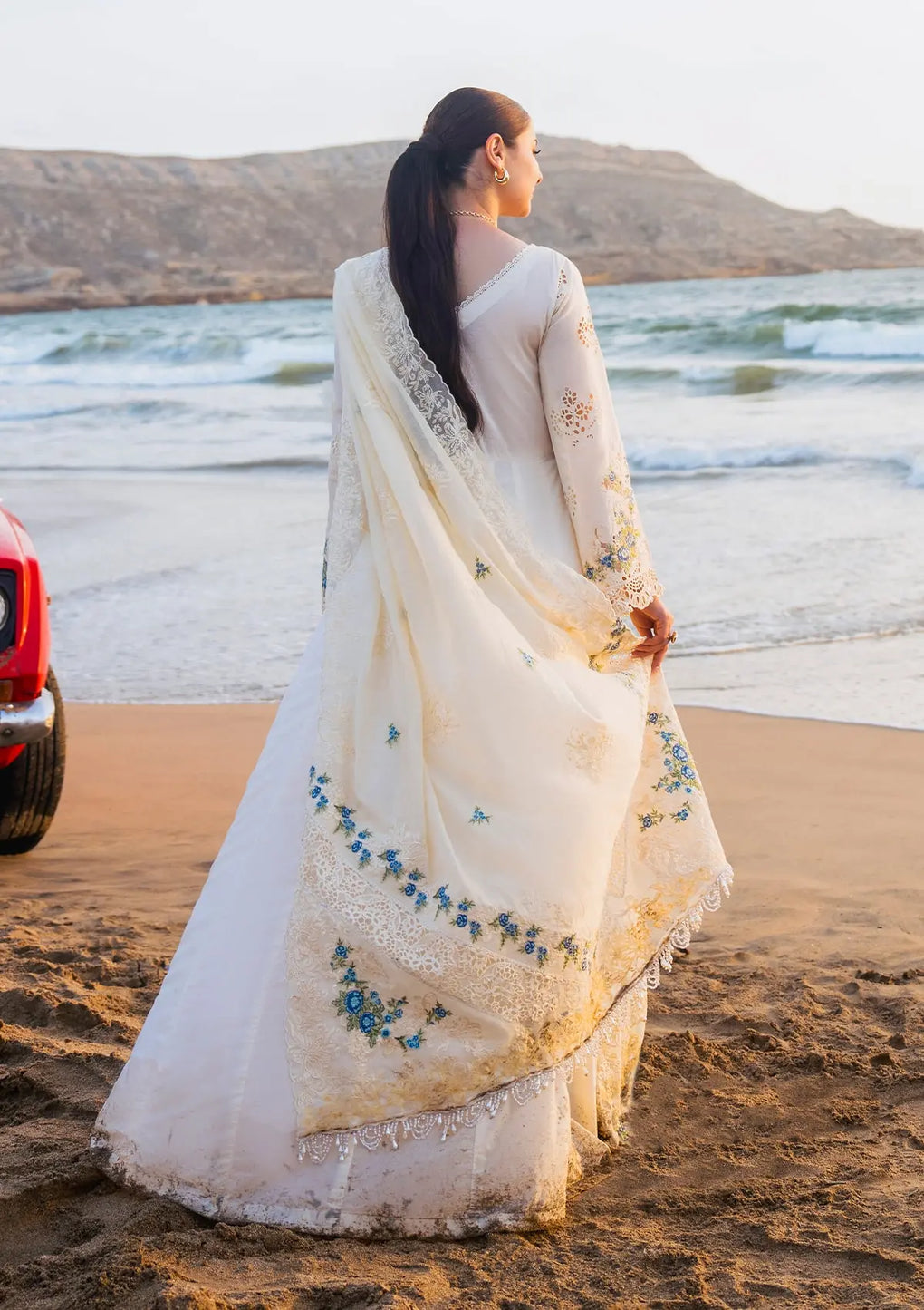 Elaf Premium | Hai Kuch Festive Lawn 24 | EHK-03B Ayra - House Of Hania