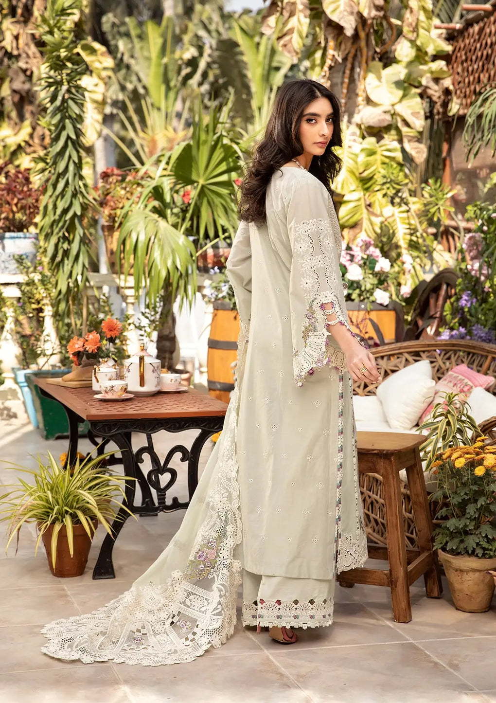 Elaf Premium | Luxury Lawn 25 | ELM-1B SANAA - House Of Hania