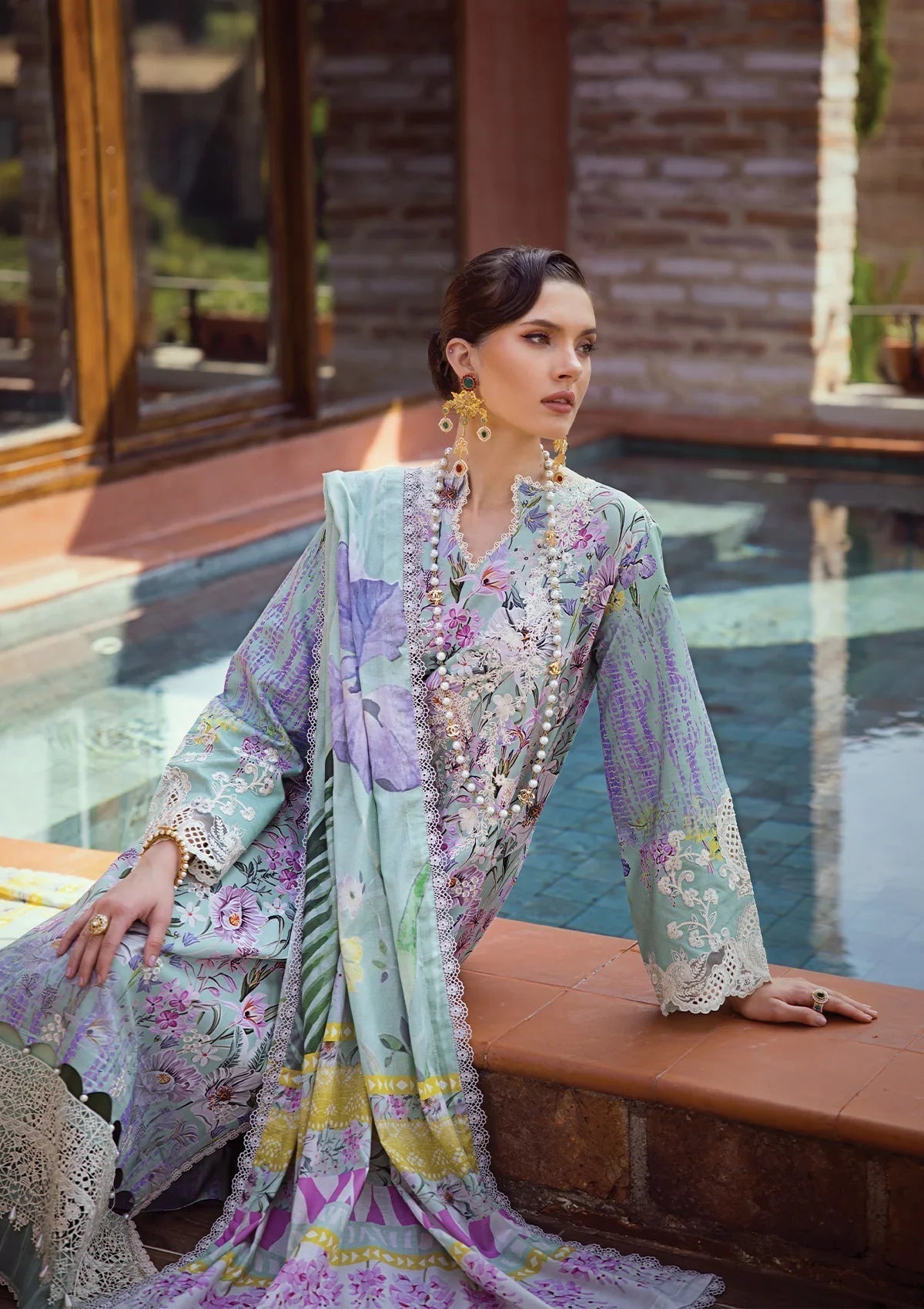 Elaf Premium Print Chikankari Lawn 3Pc Suit ECT-03B OAK MIST - House Of Hania