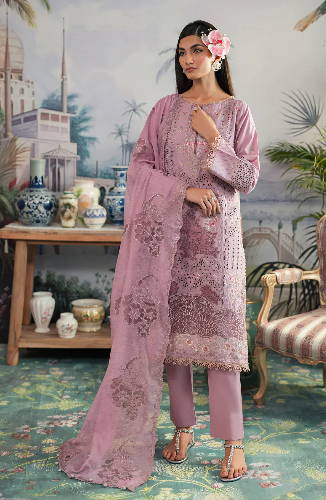 Emaan Adeel | Ayra Luxury Lawn 24 | AR-03 - House Of Hania