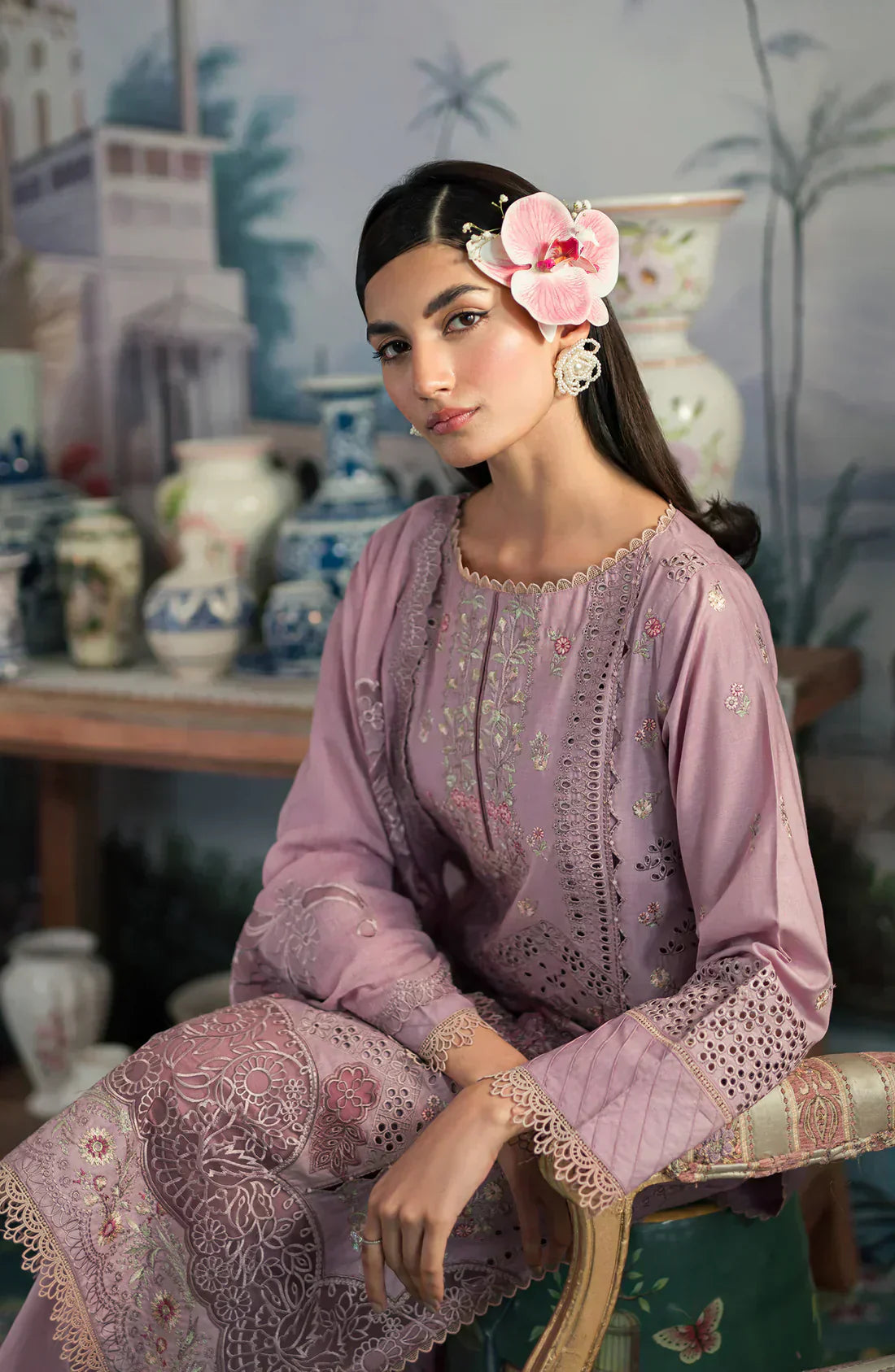Emaan Adeel | Ayra Luxury Lawn 24 | AR-03 - House Of Hania