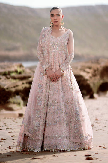 Emaan Adeel | Kamari Reveuse Wedding Formals | AMOUR - House Of Hania