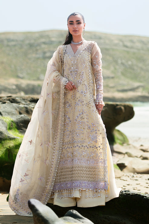 Emaan Adeel | Kamari Reveuse Wedding Formals | ELLE - House Of Hania