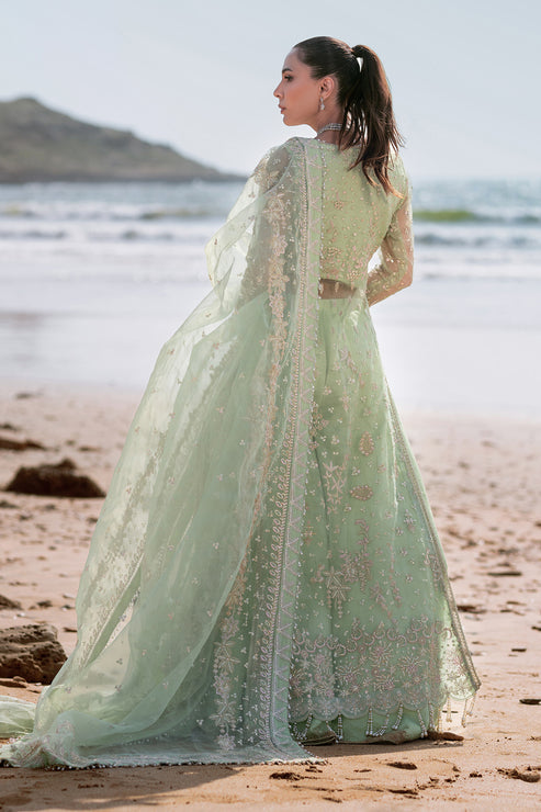 Emaan Adeel | Kamari Reveuse Wedding Formals | NOIR - House Of Hania