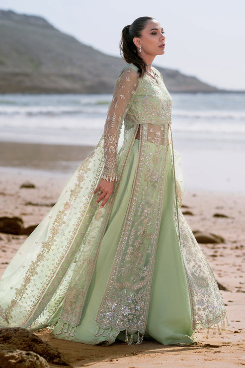 Emaan Adeel | Kamari Reveuse Wedding Formals | NOIR - House Of Hania
