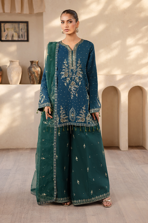Emaan Adeel | Noore Festive Formals | LAVEEN - House Of Hania