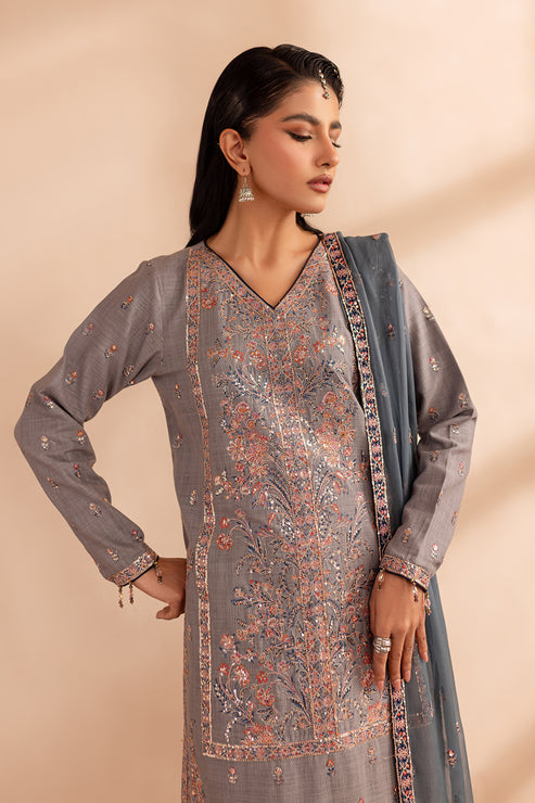 Emaan Adeel | Rangrez Collection | AABRO - House Of Hania
