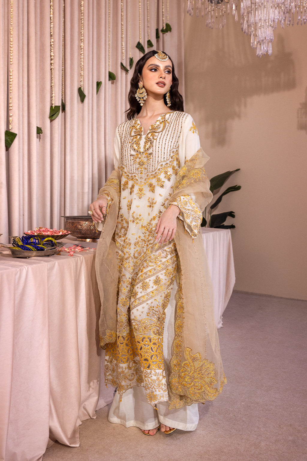 Emaan Adeel Romansiyyah Luxury Formal 3 Piece Suit RM-01 Chantel - House Of Hania