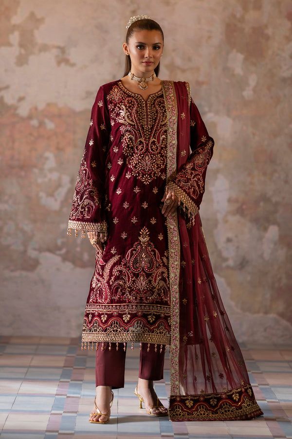 Emaan Adeel | Saanjh Velvet Collection 24 |  Tara - House Of Hania