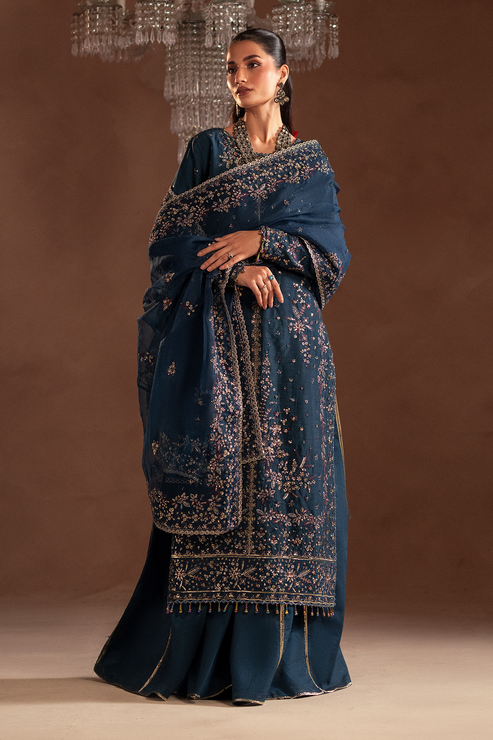 Emaan Adeel | Selene Formals | ELISIA - House Of Hania