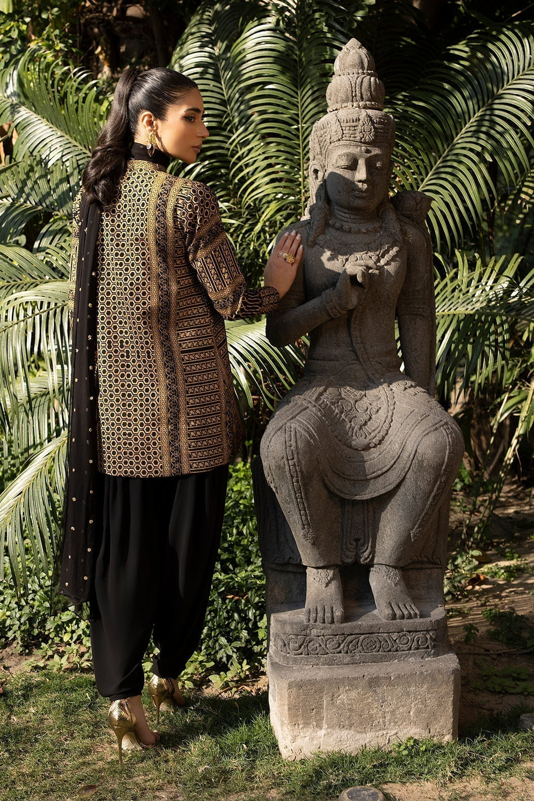 Erum Khan | Shahzeen Eid Collection | SUNSET - House Of Hania