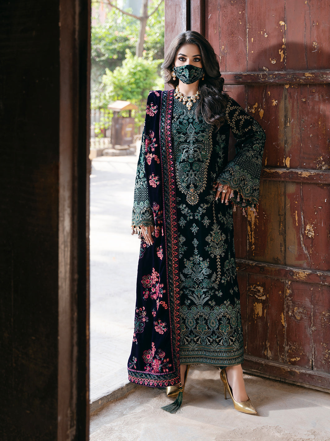 Flossie | Siara Velvet Formals | V-102 - A - House Of Hania