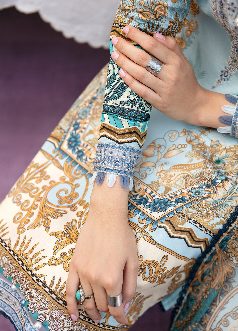 Gulaal | Summer Glow Lawn 24 | AMAYRAH (GL-L-24V3-02) - House Of Hania