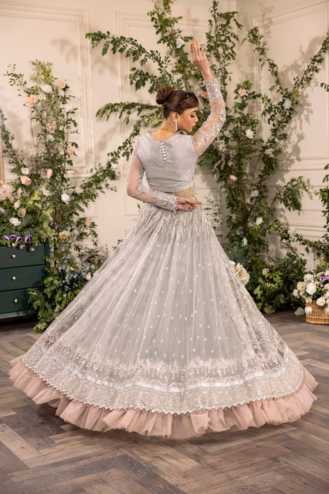 House of Nawab | Azalea Luxury Formals | FARSHI - House Of Hania