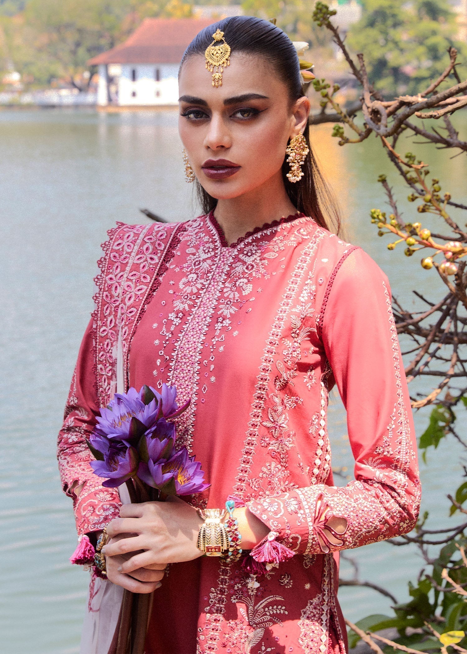 Hussain Rehar | Luxury Lawn 25 | Flare - House Of Hania