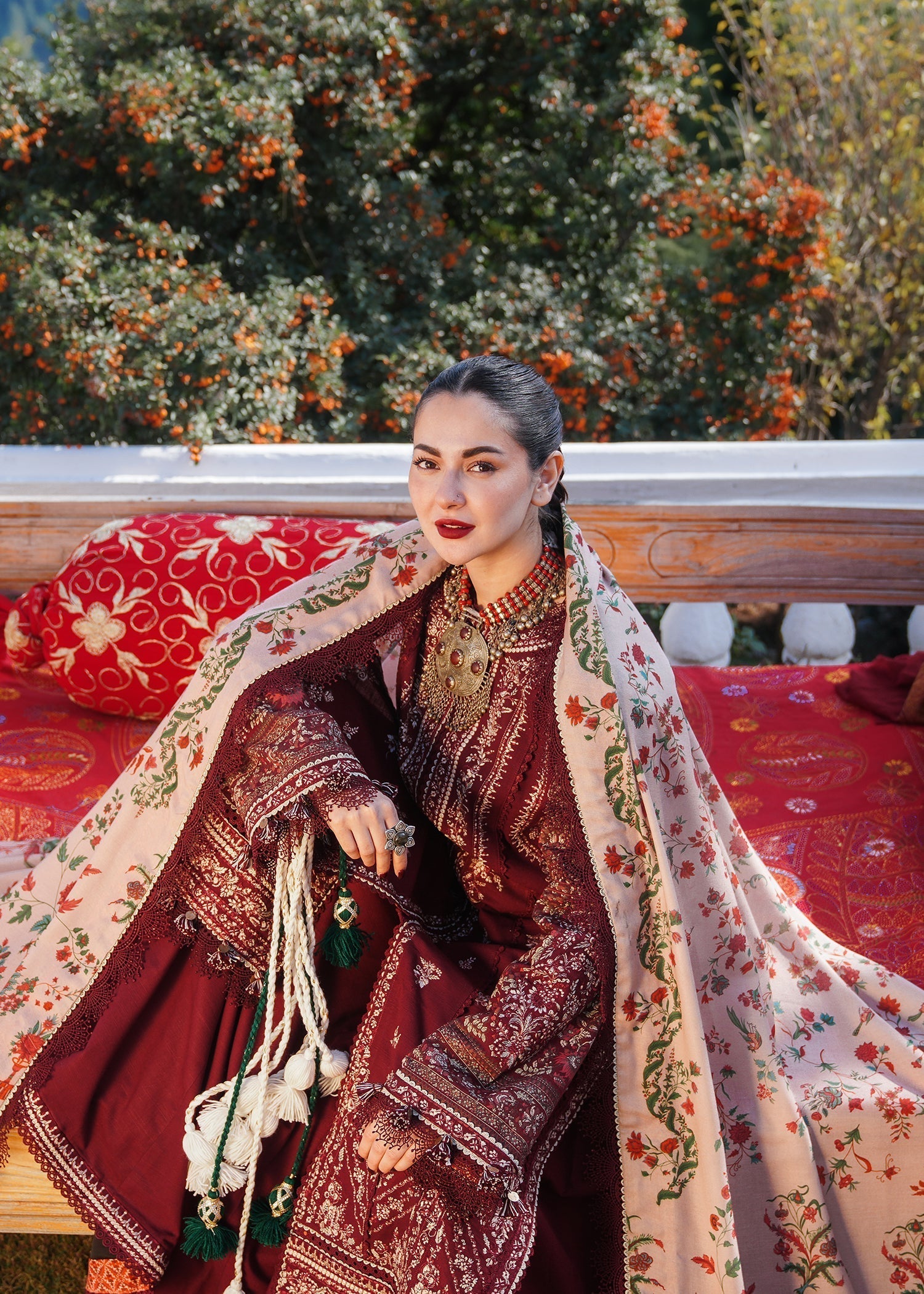 Hussain Rehar | Winter Shawl 24 | Zaran - House Of Hania