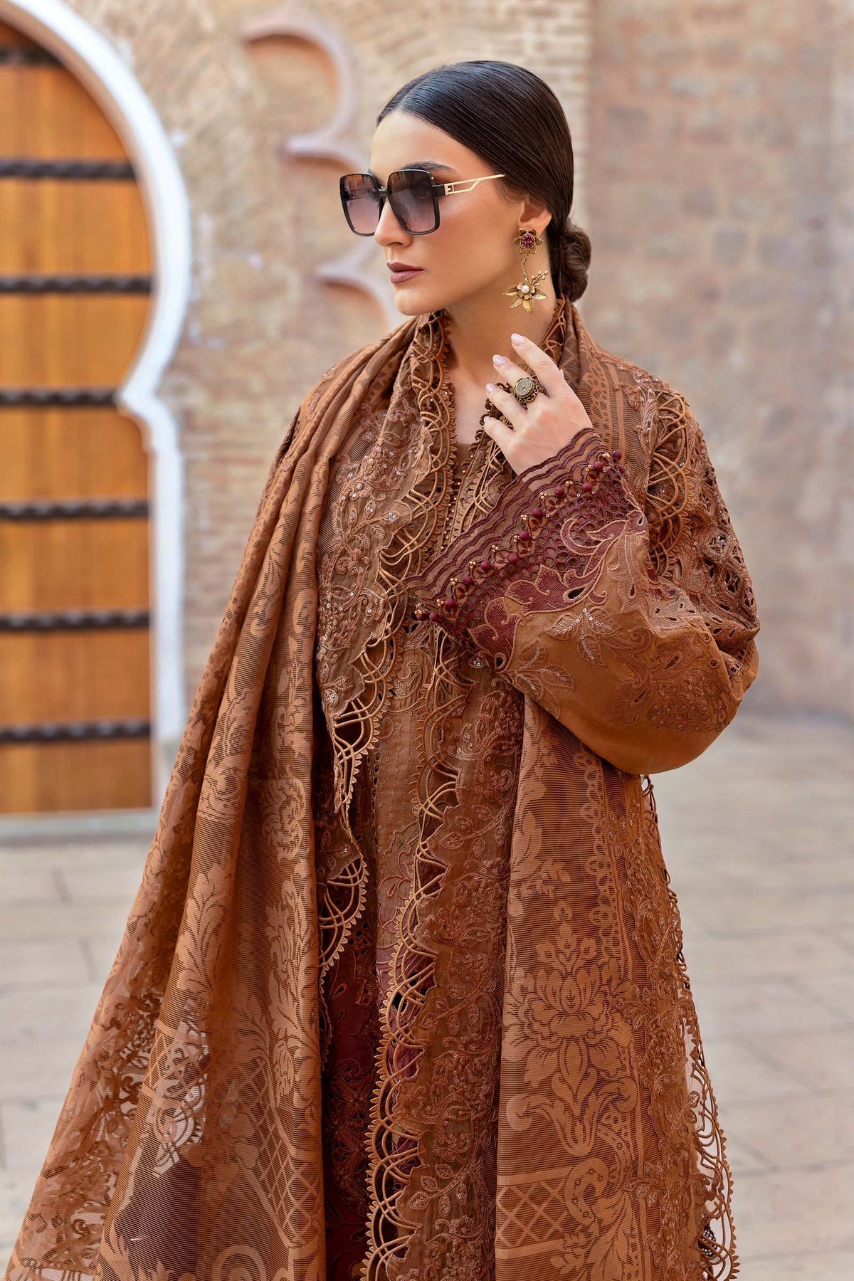 Maria B | Luxury Lawn 25 | D-2501-B - House Of Hania