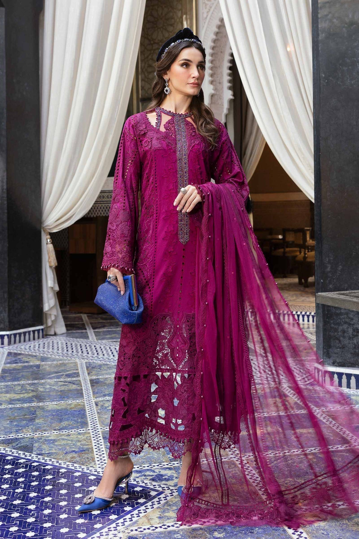 Maria B | Luxury Lawn 25 | D-2502-B - House Of Hania