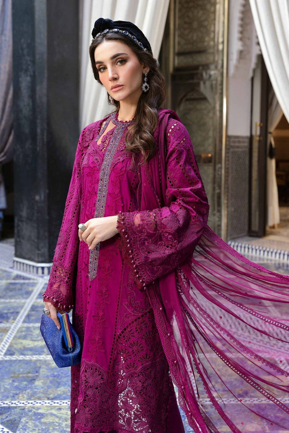 Maria B | Luxury Lawn 25 | D-2502-B - House Of Hania