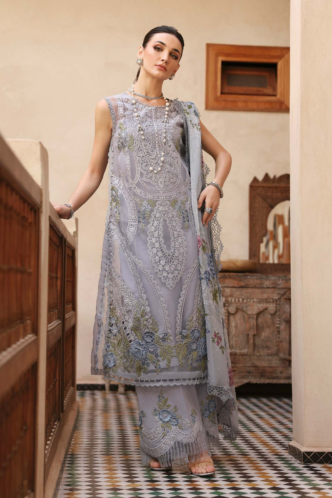 Maria B | Luxury Lawn 25 | D-2509-B - House Of Hania