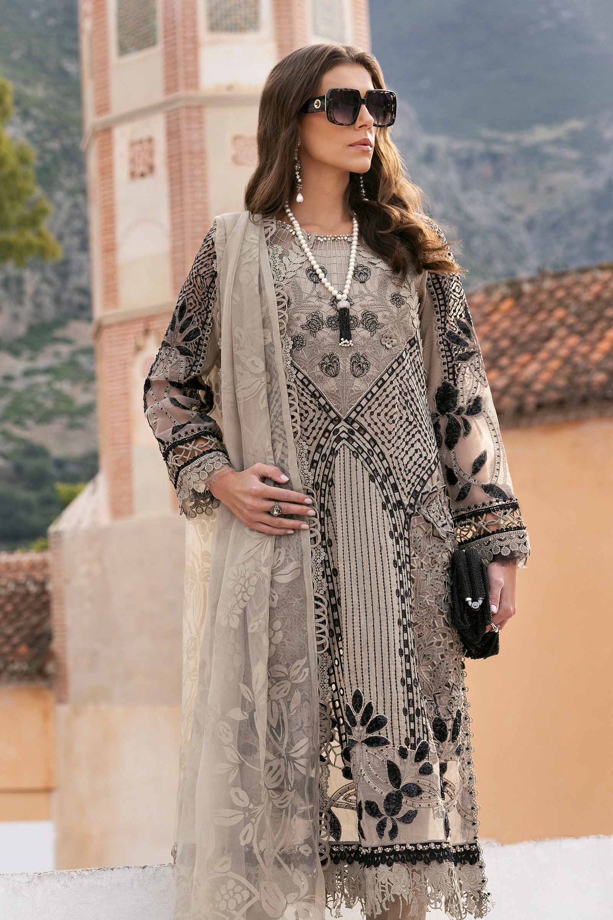 Maria B | Luxury Lawn 25 | D-2510-B - House Of Hania