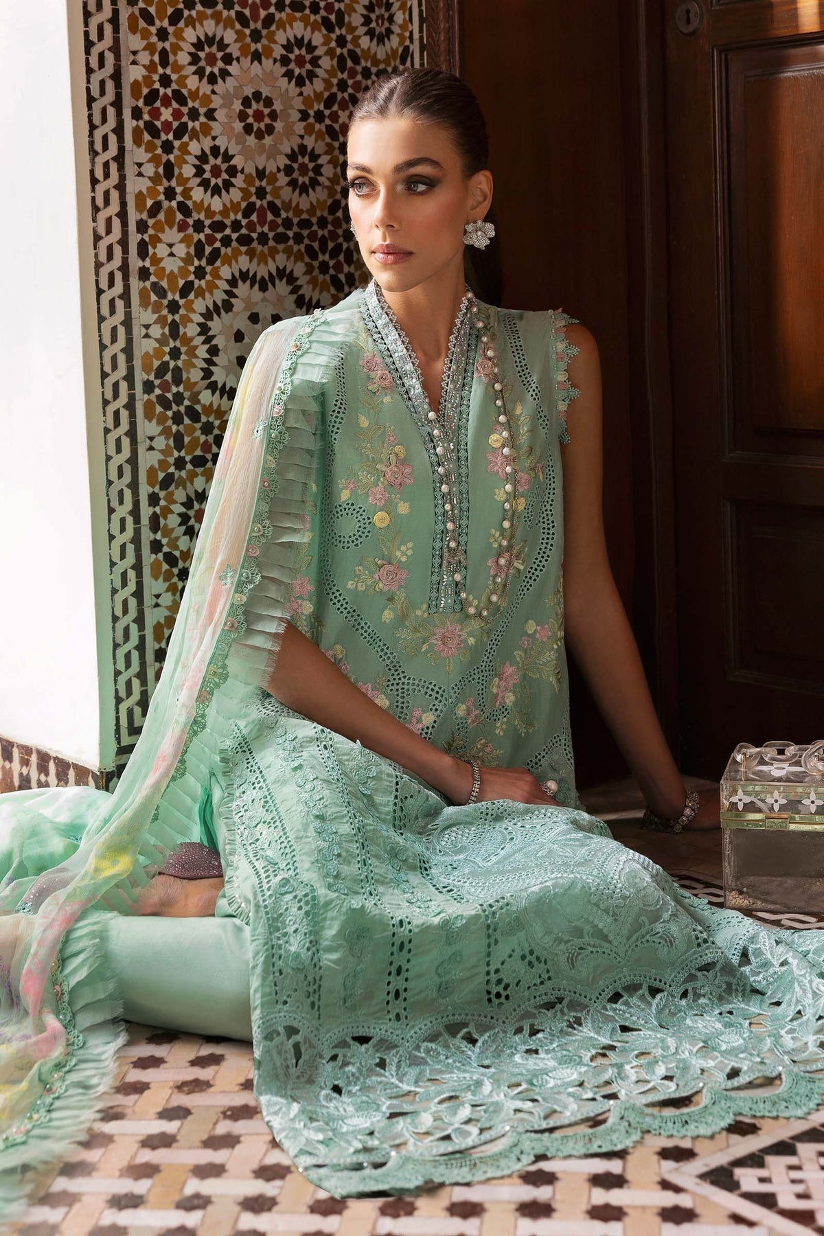 Maria B | Luxury Lawn 25 | D-2514-A - House Of Hania