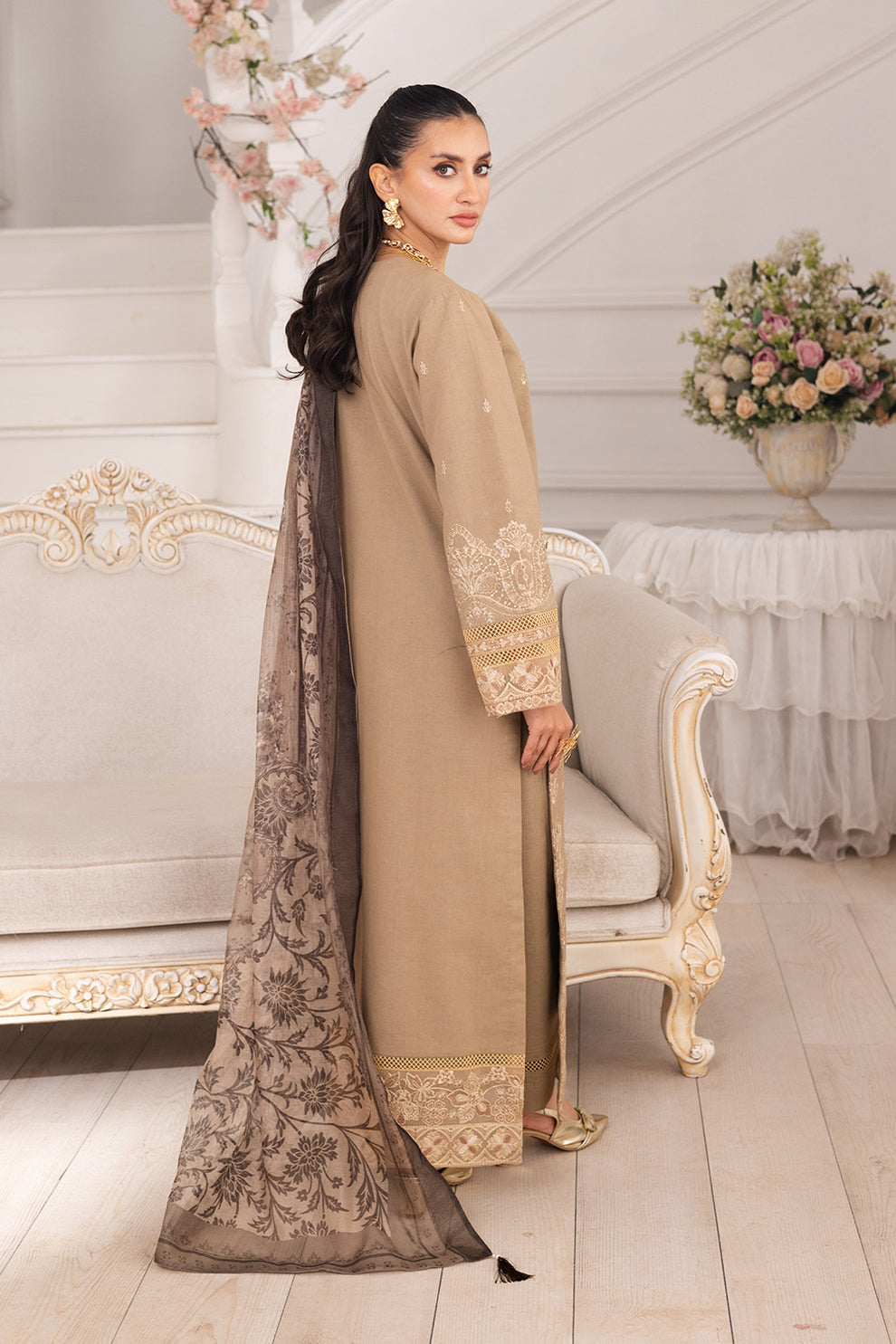 Maryum N Maria | Mira Luxury Lawn | LEYLA - FS50105 - House Of Hania