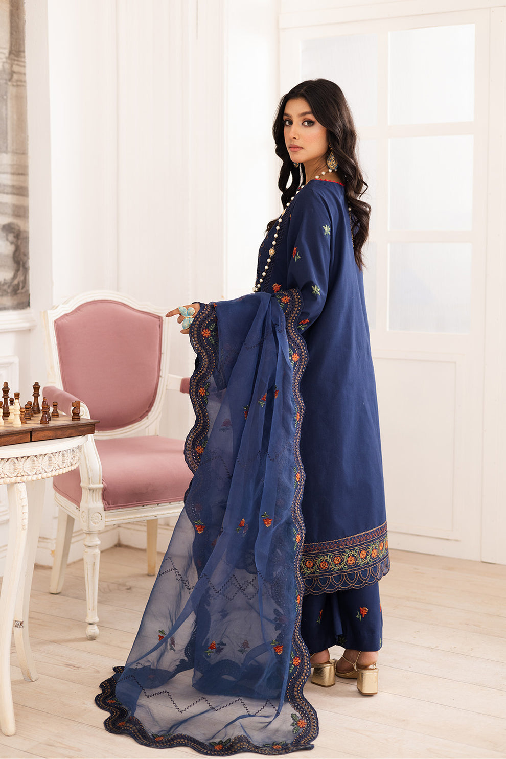 Maryum N Maria | Mira Luxury Lawn | PARESTOO - FS50109 - House Of Hania