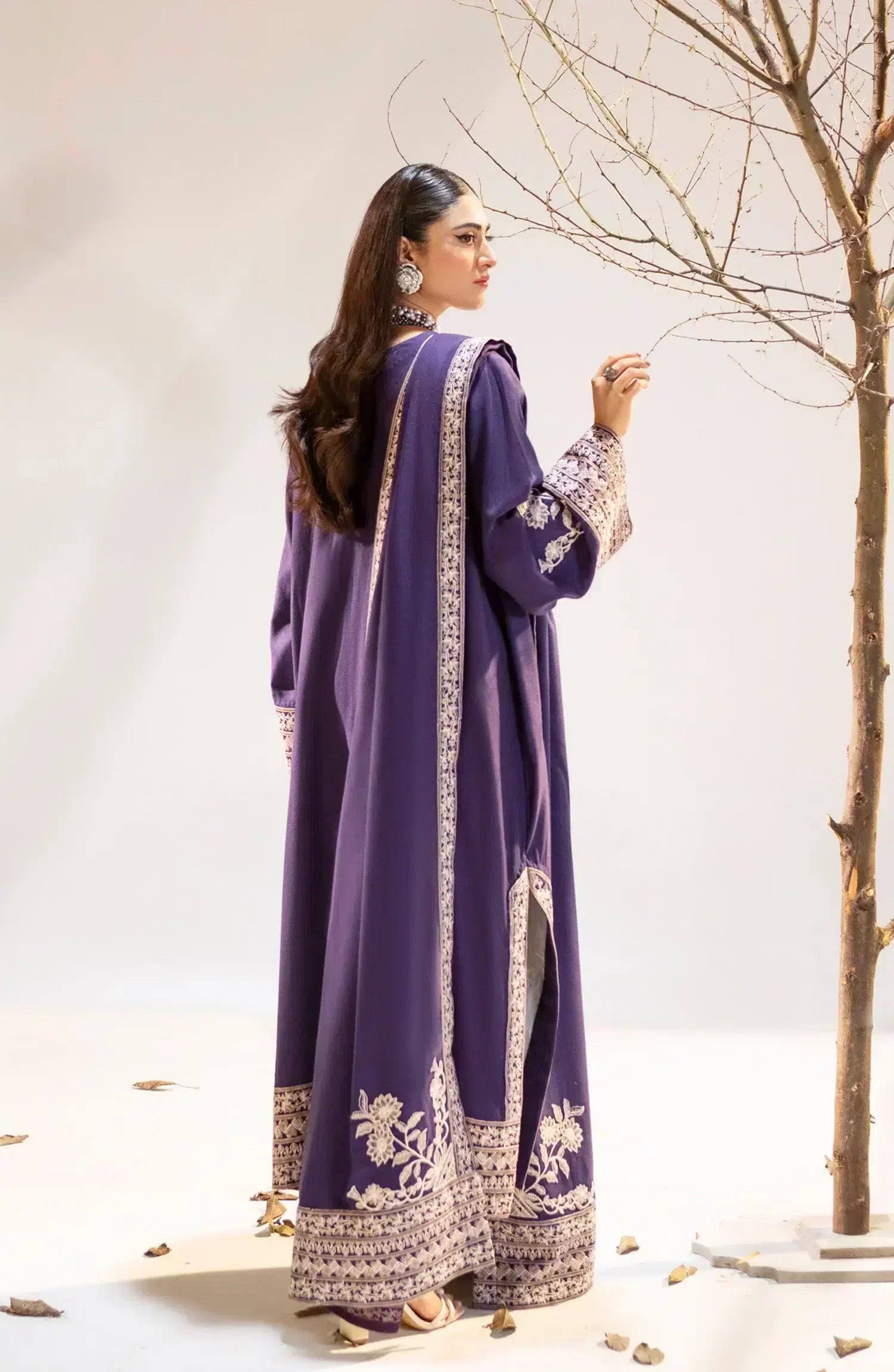 Maryum N Maria | Shehr Bano Winter 23 | Harva MW23556 - House Of Hania