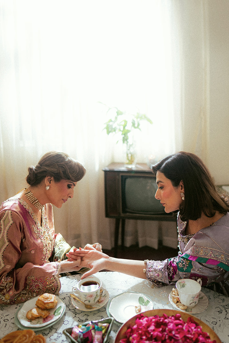 Mushq | Sunehri Resham Edit | AAIDAH - House Of Hania